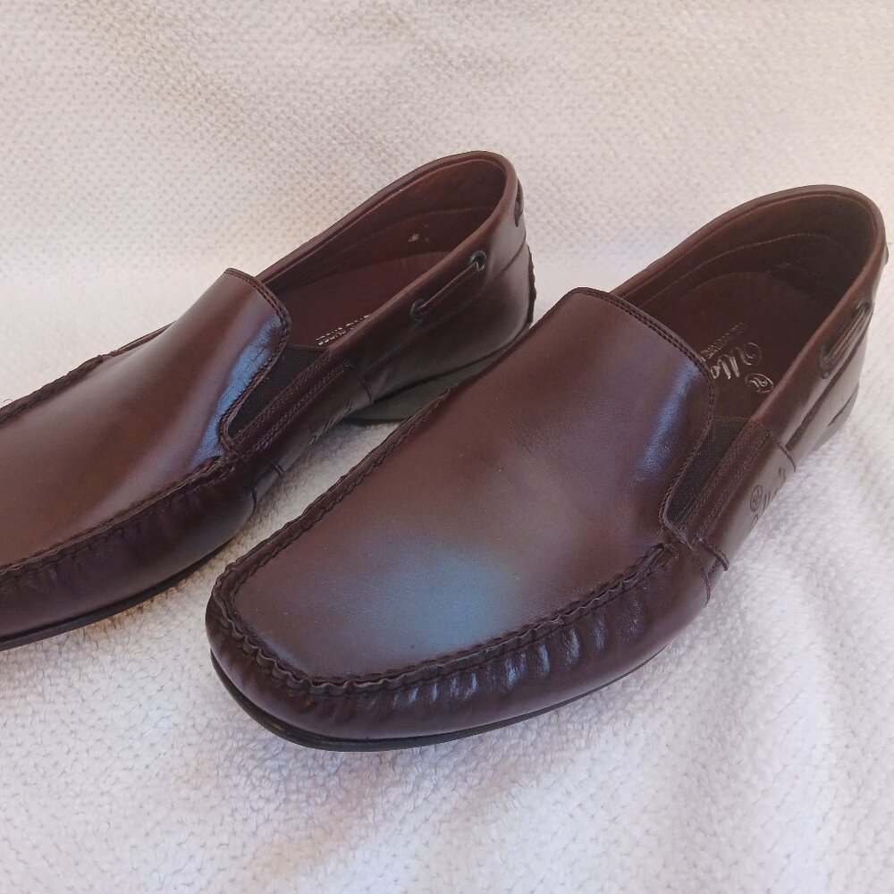 Mens all leather slip on loafers.